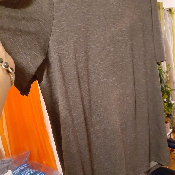 Top/Men's - Picture 4 of 12